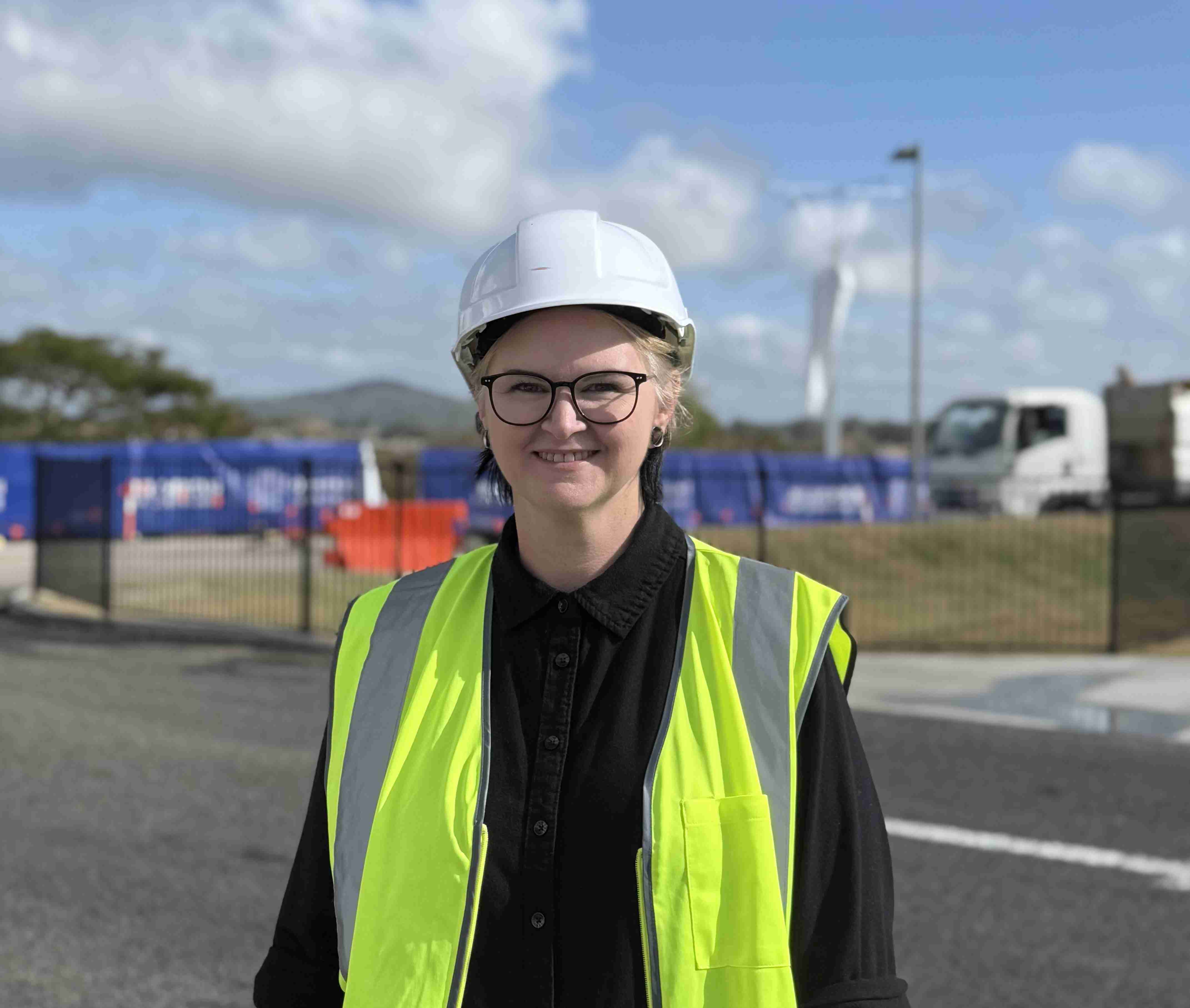 Project Manager Lisa Heard Project Manager Lisa Heard